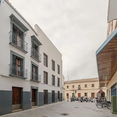 Isg Puerta Jerez 01 شقة *