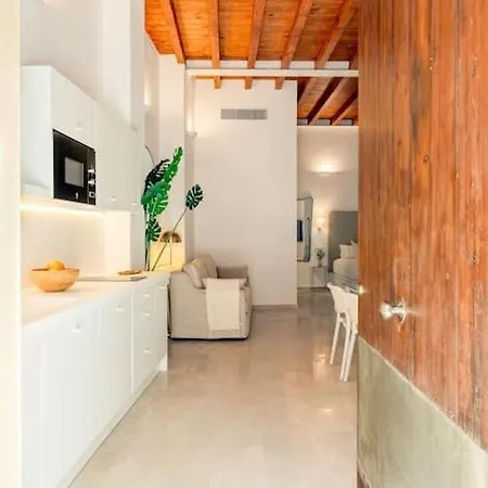 Isg Puerta Jerez 01 Apartment Sevilla