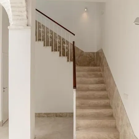 Isg Puerta Jerez 01 Apartment Sevilla